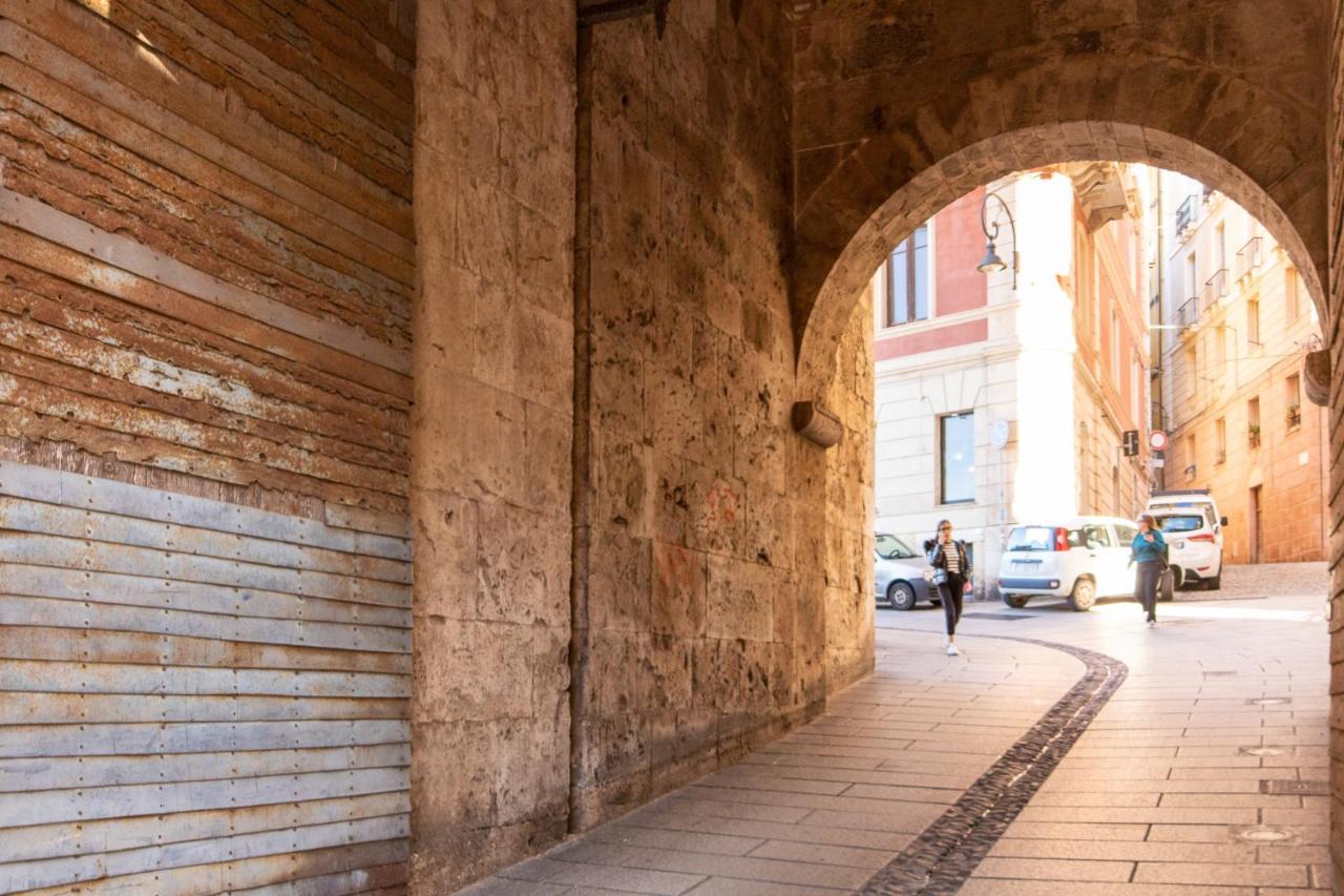 Le Dame Di Castello - Iun Q2444 Apartman Cagliari Kültér fotó